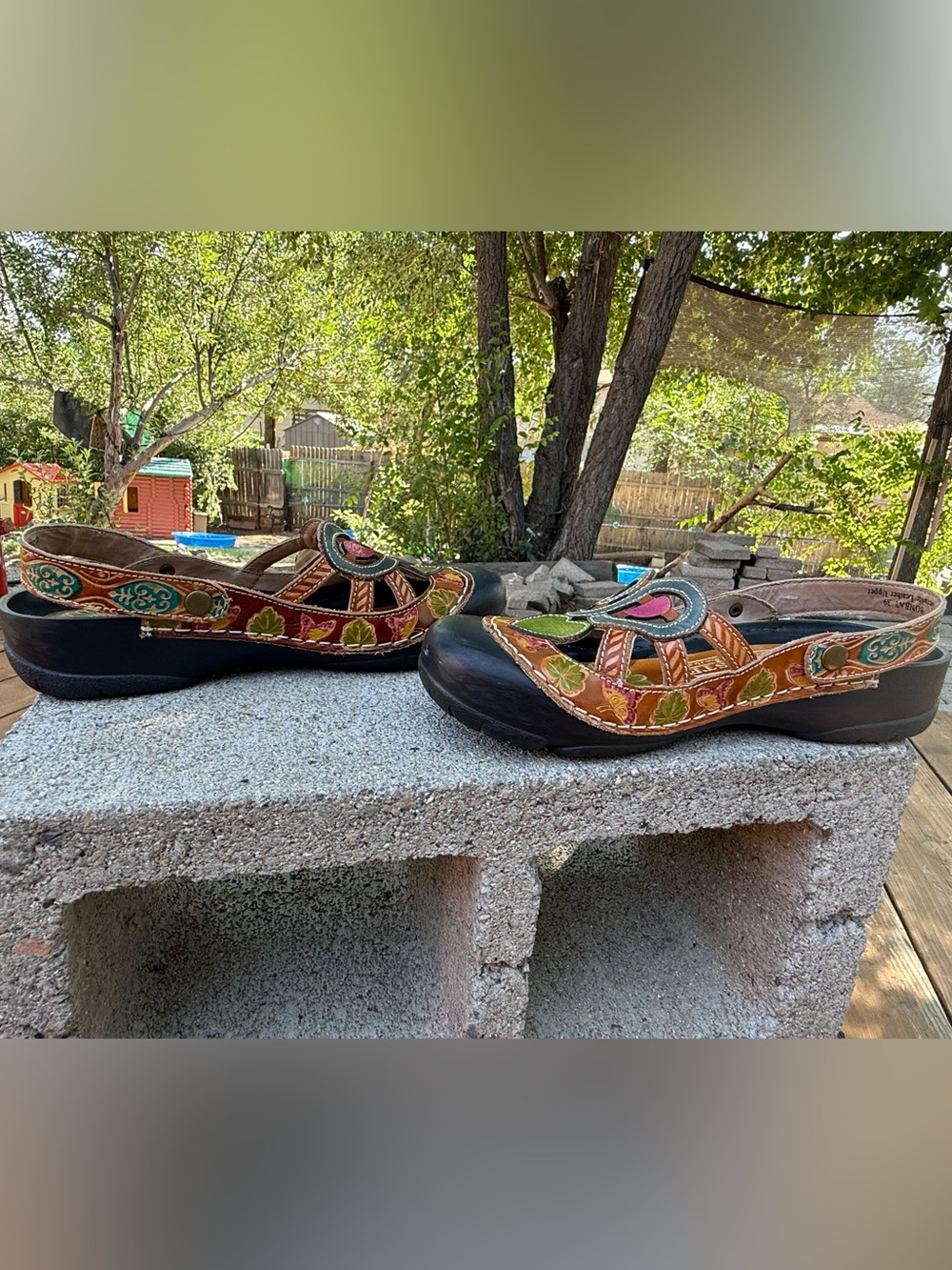 L'Artiste by Spring Step Bombay slingback clogs hand-painted leather cutouts - Picture 4 of 8